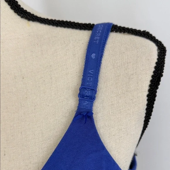 Women’s Victoria's Secret Royal Blue Bra Size 36D - Picture 2 of 5